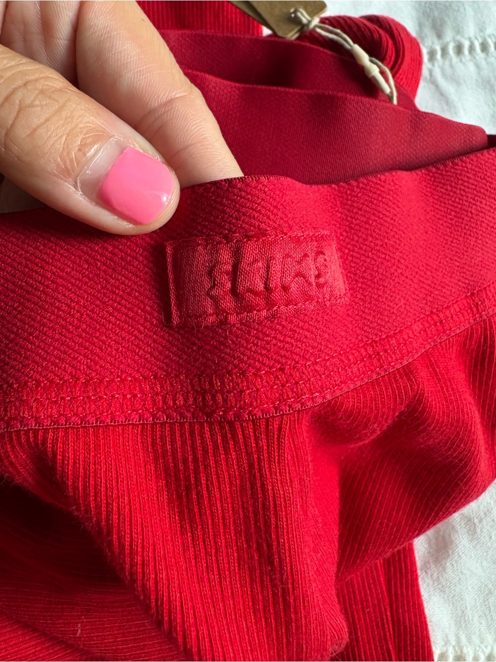SKIMS Cranberry pants - Picture 2 of 5
